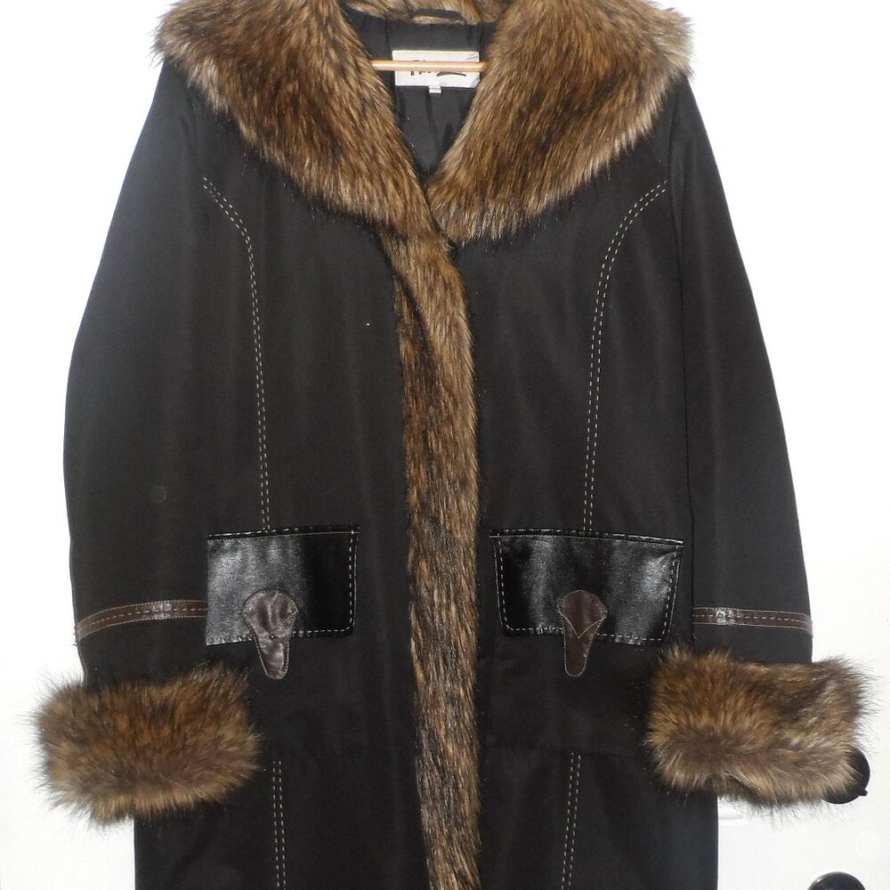 Woman Vintage Winter coat - size M
